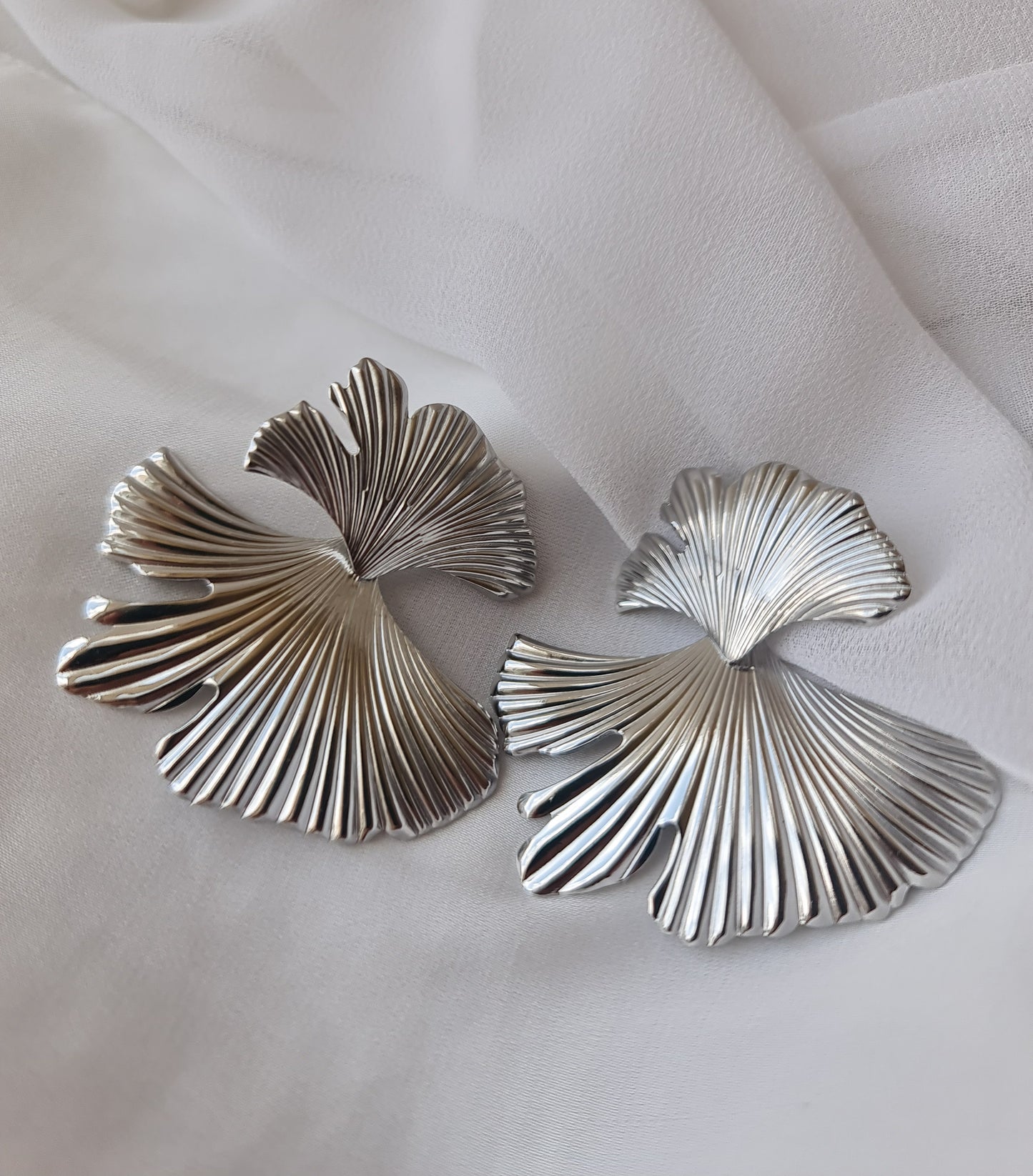 Silver Swans